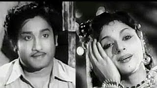 Sivaji Ganesan amp Padmini  Ellorum Koodi  Amara Deepam  Tamil Classic Song [upl. by Inaoj853]