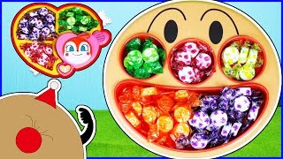 アンパンマン おもちゃアニメ お菓子がいっぱい！ フェイスランチ皿 デザートプレート いっぱいのるかな？ Toy Kids トイキッズ anpanman [upl. by Dolley]