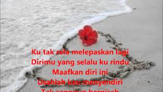 Ashira  Di Ombak Resah lyric [upl. by Ihel9]