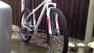 New 201314 specialized hardrock sport disc 29er Mountain bike [upl. by Amandi]