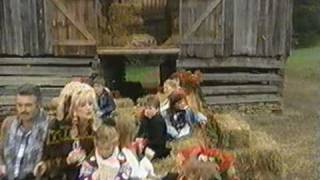 Dolly Parton Jingle Bells with her nieces amp nephews [upl. by Nav]