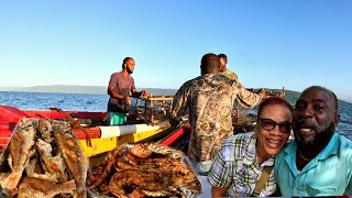 Cook Out on the beach fun and laughter we lose our fish pot after the storm can we find them😲 [upl. by Ulric]