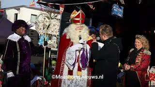 Sinterklaas feestelijk ontvangen in centrum Uden [upl. by Yrogreg]