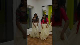 Chimmi X onakamunthiri transition danceytshorts anuja brindha dancelove onamonamdance [upl. by Dorene265]