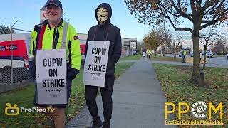 Canada Post Workers Go On Strike Nationwide CanadaPost CUPW [upl. by Rickey]