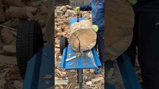 🌲🪵Wedge wood splitter 🪓🪵🔥 woodworking [upl. by Emmi]