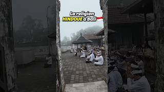 La religion INDOUE à Bali 🇮🇩 bali hindouisme lempuyang [upl. by Ratha120]