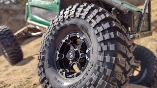 Proline Maxxis Trepador Tires Test Run Axial Capra [upl. by Hpsoj]