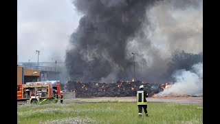 Dunkle Wolken über Ochsenfurt Großbrand in der Zuckerfabrik [upl. by Eidnim177]