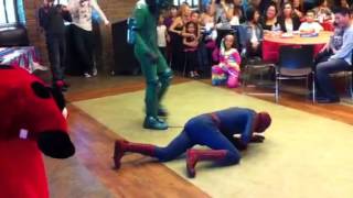 Spiderman defeats Green Goblin at Birthday party [upl. by Heinrick]