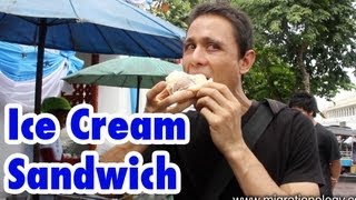 Thai Ice Cream Sandwich in a Bun ไอติมขนมปัง [upl. by Dunlavy]