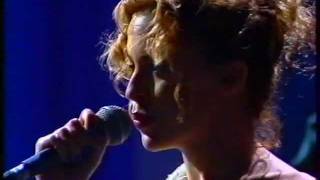 Kylie Minogue amp Nick cave  Where The Wild Roses Grow  LIVE TV [upl. by Lazar971]