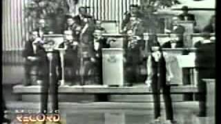 3º Festival de MPB TV record 1967  sidney miller nara leao a estrada e o violeiro [upl. by Chemosh]