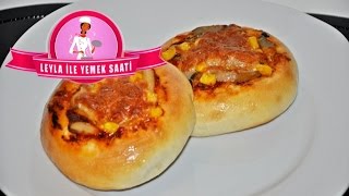 Mini Pizza Tarifi  Leyla ile Yemek Saati [upl. by Christan]