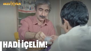 Çiğ Köfte Yiyeceğiz  Banker Bilo [upl. by Eresed550]