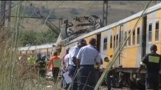 Nombreux enfants blessés dans un accident ferroviaire en Afrique du Sud [upl. by Zachery698]