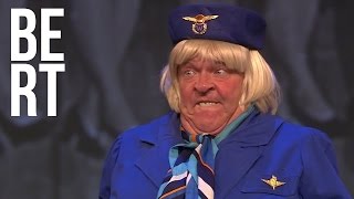 Bert Visscher  Zelden Zoiets Gezien  Mollige Stewardess [upl. by Aihsital]