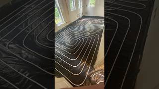 Preparing a liquid screed floor [upl. by Yrevi]