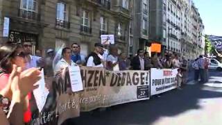 Manifestation devant Ambassade Marocaine  Paris quotMamsawtinch quot [upl. by De501]