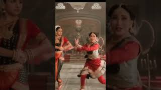 Mere Dholna 30 vidyabalan madhuridixit bhoolbhulaiyaa3 trending [upl. by Anaira691]