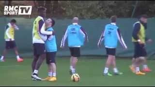 Football  Les petits gestes techniques de Pogba à lentraînement  1611 [upl. by Ailes433]