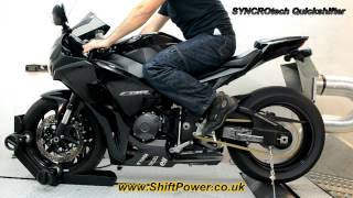 SYNCROtech Quickshifter CBR1000RR on Dyno ultrafast and smooth [upl. by Evvy47]