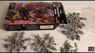 💥🪖🛡🔫 172 scale WW2 Soviet Russian Assault Troops Infantry model soldiers Mars brand Kit Review 🔥🪖 [upl. by Haleelahk]