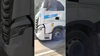 IVECO SWay 480  Window 4u slowmotion [upl. by Lizzie42]