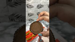 ASMR YUMMY CHOCOLATES REESES TWIX amp KITKAT food chocolate twix kitkat reeses [upl. by Notniw916]