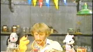 The Sooty Show 1983 Guinea Pig and the Flea Circus [upl. by Quiteria704]