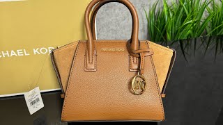 Распаковка сумки MICHAEL KORS Avril Small Leather TopZip Satchel luggage [upl. by Omar]