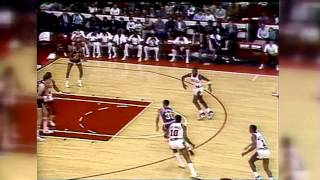 Darrell Griffith hammer dunk against Bulls 1985 [upl. by Htebaile]