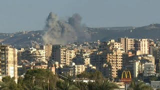 Israël frappe le village de Cana dans le sud du Liban  AFP Images [upl. by Palermo]