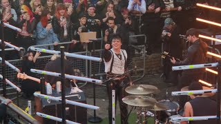 YUNGBLUD Strawberry Lipstick Live from Camden Market [upl. by Perl]