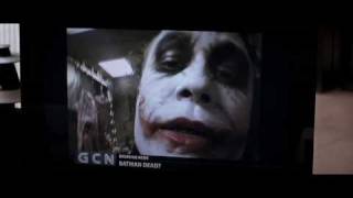 Il Cavaliere Oscuro The Dark Knight  Il video del Joker con un finto Batman come ostaggio [upl. by Cullie]