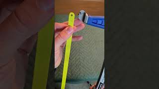 Easy way to change a hack saw blade diy hacks tooltips hacksaw tips [upl. by Nylesor]