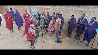 Vijana wa kimasai wakiimba baada ya shereheMaasai Culture [upl. by Assiran]