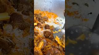 Lalla का मटन बिरियानी आप लोगों ने कभी नहीं खाया होगा biryani streetfood food shorts trending [upl. by Dnalkrik]