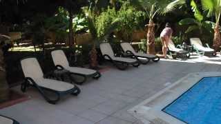 Hotel Kleopatra Royal Palm   Alanya  Antalya Turkey  Truthahn [upl. by Ytsirk215]