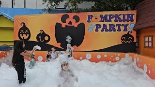 Niños Empapados Alberca Burbujas SixFlags México [upl. by Winthorpe]