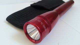 Mini Maglite LED Flashlight 2Cell AA Unboxing and Test [upl. by Nyret]