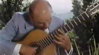 Julian bream plays Serenata española by Malats [upl. by Walczak428]