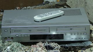 Smash Sansui DVD amp VCR Combo Player [upl. by Kamin]