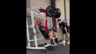 Hammer strength Decline bench Franbarriosvlk نقدّم نوادي رياضية بمواصفات عالمية 07800809000 [upl. by Cheatham]