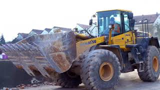 KOMATSU WA4706 on a Demolition Site  Abbrucheinsatz Winnenden Germany 2018 [upl. by Nomzed662]