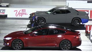 Dodge Challenger vs Tesla S  drag racing [upl. by Sykes]