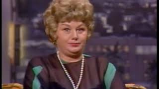 JOHNNY CARSON INTERVIEW SHELLEY WINTERS AND OLIVER REED [upl. by Dur867]