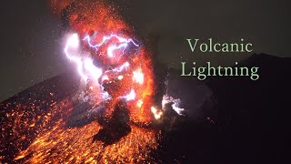 Volcanic Lightning of Sakurajima volcano 桜島、火山雷発生。 [upl. by Ahsaenat]