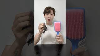 Hair brush cleaning hack [upl. by Huberto]