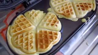 COME FARE I WAFFLE MORBIDI RICETTA FACILISSIMA [upl. by Tarton]